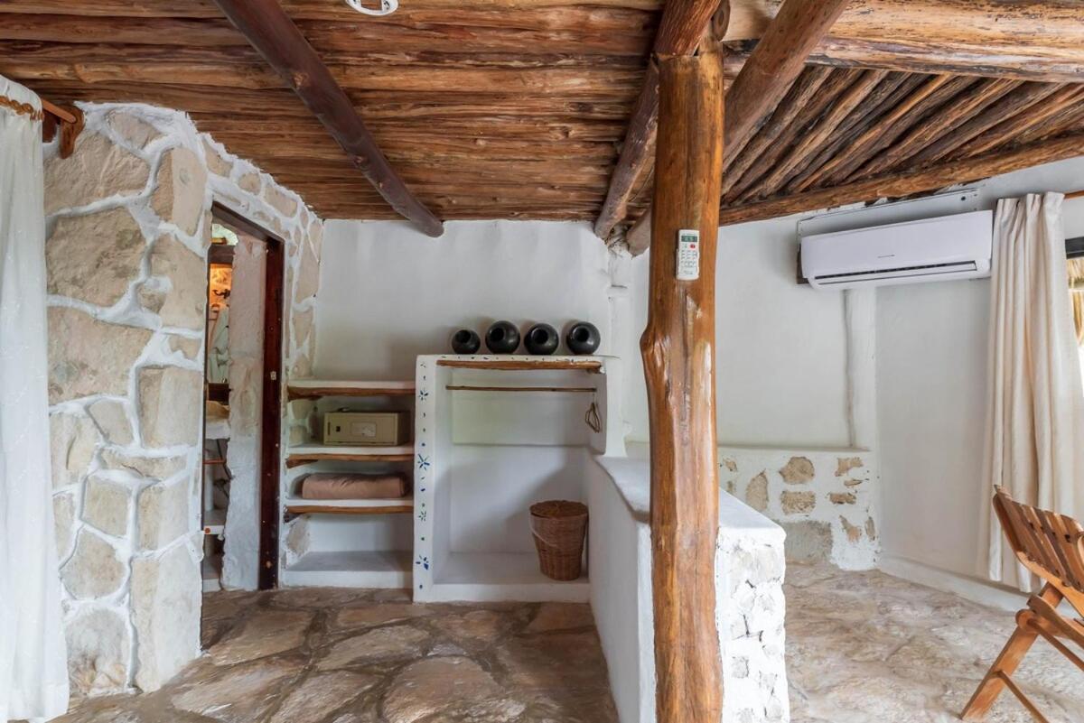Casa Aakbal Private Fron Sea Location Tulum