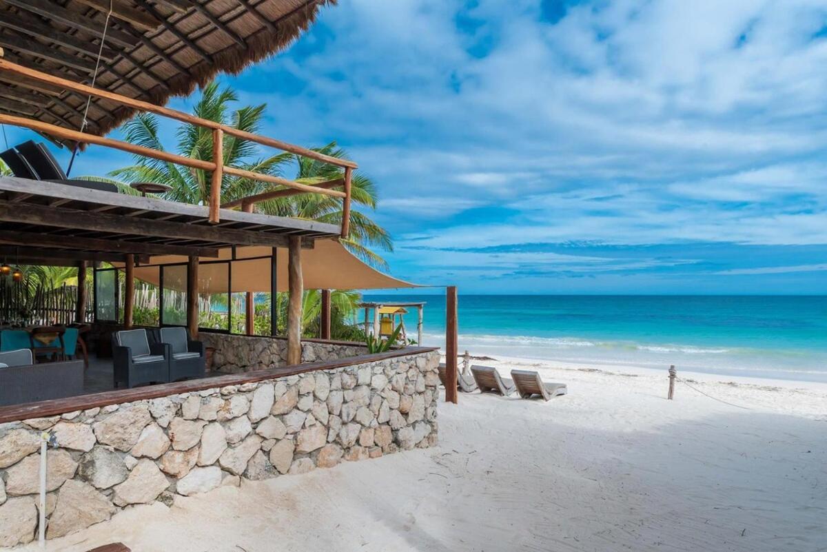 Casa Aakbal Private Fron Sea Location