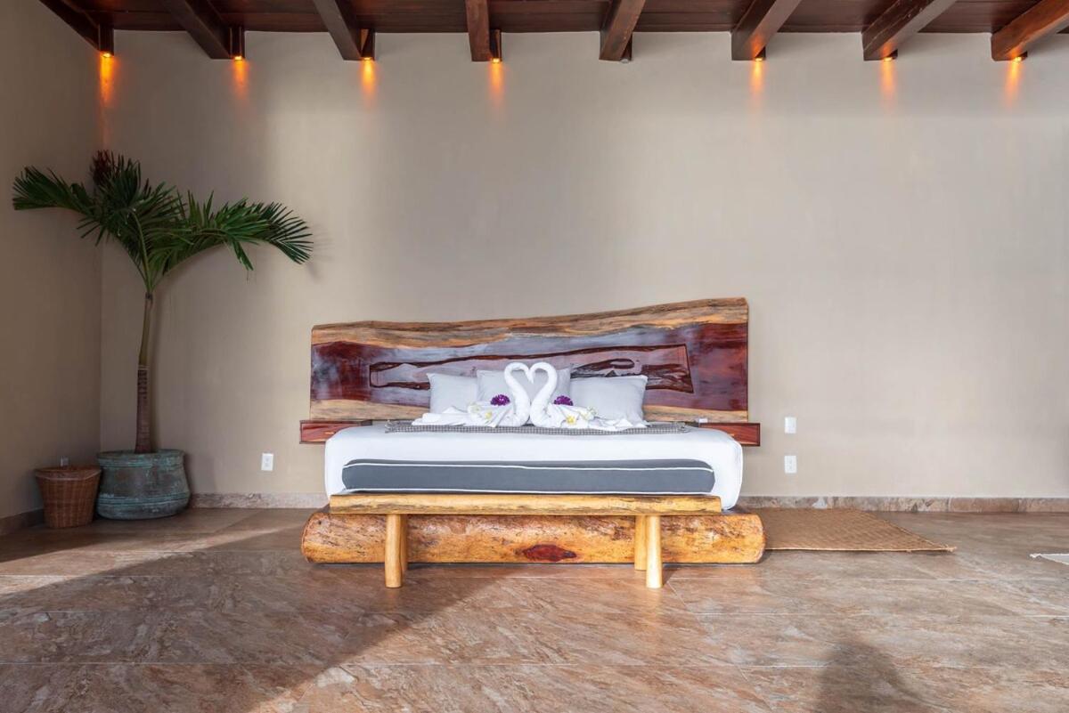 Villa Casa Aakbal Private Fron Sea Location