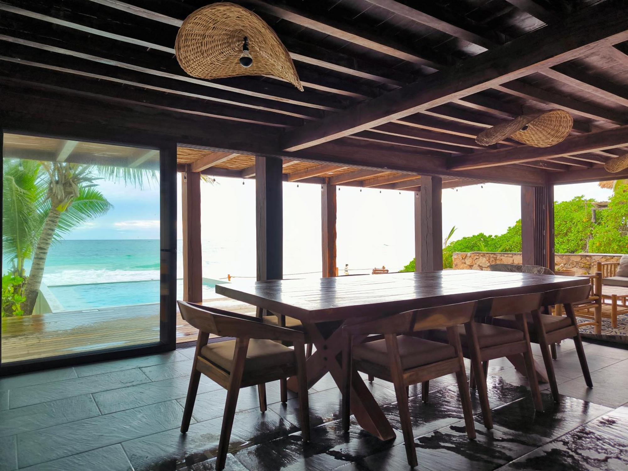 Casa Aakbal Private Fron Sea Location *